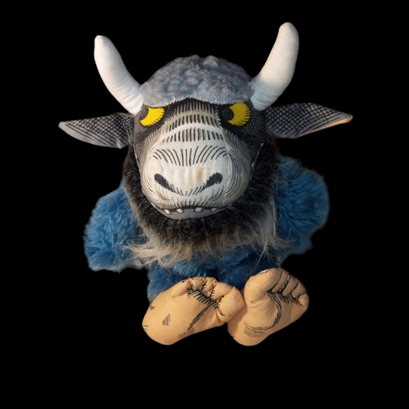 Wild Thing's Plush Stuffed Animal Monster - Picture 2 of 9